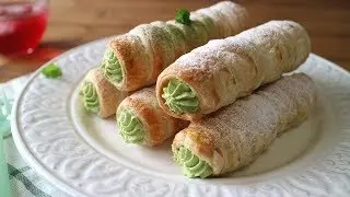 Matcha pie Cornets 抹茶クリームたっぷり～さくさくのパイコルネだ!