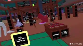 Playing the new toy maker update in yeeps