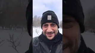 Casal Brasileiro Russa Amor chegando em casa - бразильская и русская пара - na neve em Moscow