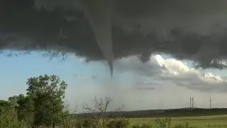 Tornado Full Life Cycle Up Close and Insane Supercell Structure near Center ND. June 27, 2025