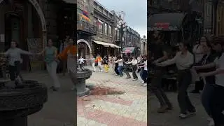 National Armenian dance on the streets of Gyumri #shorts #streetwalking #armenia
