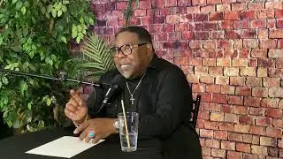 Social Media and the Mob Mentality - Mondays with Mondain&eacute;