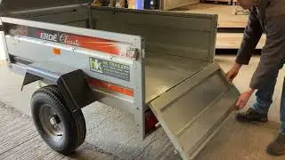Use of Lid and Tailgate on Erde Camping Trailer