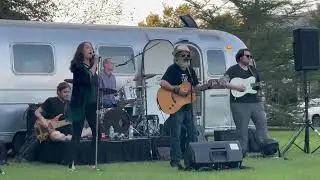 Greg Hester sings Van Morrison And it Stoned Me