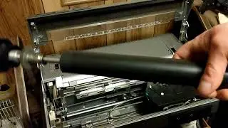 Radio Shack TRS 80 DWPII   Part I   Reassembly and Babbling (2020)
