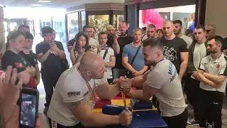 Krasimir KOSTADINOV vs Daniel PROCOPCIUC at EAC 2022 Afterpulling