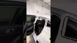 2023 BMW X6 roof rail removal