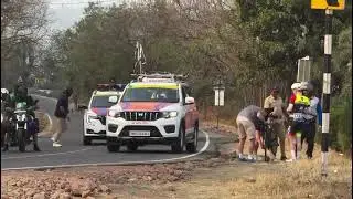 Bajaj Pune grand Tour Live Accident 🚴  #bajajpunegrandtour #viralreels #roadrace 