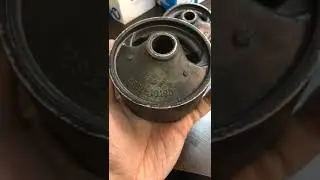 Сайлентблок опоры двигателя Toyta Carina E 12362-16190