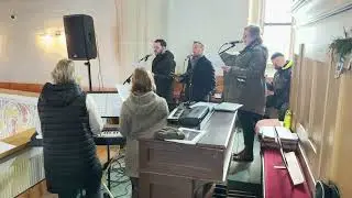 Chor Einklang bei der Festmesse am Christttag 2025