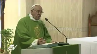 Popiežius: Maldos dėka krik&scaron;čionis &scaron;viečia kitiems