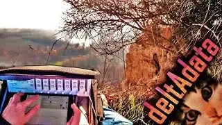 deltAdata : SurLeFil (jam at edge of cliff, samplr, ipad, xperia z3)