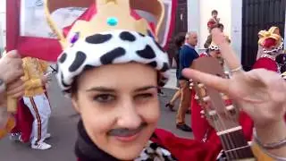 CARNAVAL DE ORELLANA LA VIEJA 2019. PASACALLES. Ya desfilan los disfrazados por la Plaza del Sixto