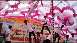 अयोध्या रुदौली मिलेनियम एजुकेशनल एकेडमी में एनुअल फंक्शन का किया गया कार्यक्रम डायरेक्टर अंसारी डॉ