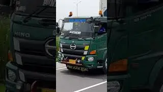 TRUK KONTAINER PANJANG #truck #respect #working #jcb #shorts