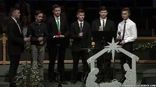 Пение «В небе звезда засияла…» группа подростков
