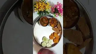foof thali😜😜 food thali 🌹👌#paraval ki sabji pakode salad puri#shortsvideo#viral