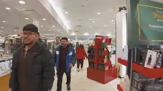 Menlo Park Mall &mdash; Friday Night Energy in Full Swing