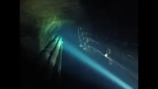 Lechner  pince / Lechner mine diving / Budapest