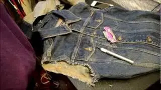 DIY : DENIM JACKET TO VEST QUICKLY