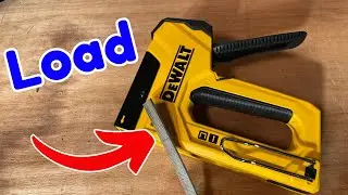 Как зарядить степлер DeWALT (пошаговое руководство)