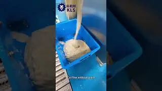 Fruit puree production machine