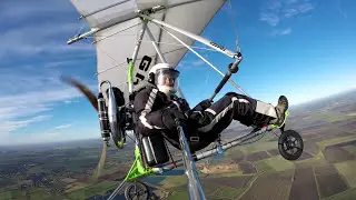 Fun Flying Snake sub-70kg nanolight flexwing trike