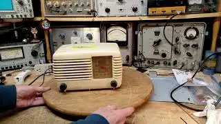 Canadian Philco 57 Tube Radio Video #1 - Checkout and Power Up