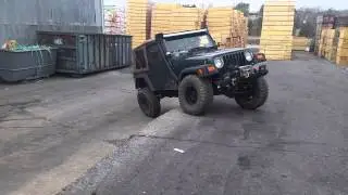 Jeep tj climbing and flex skyjacker 4in lift