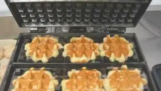 Petite Waffles - How to cook waffles