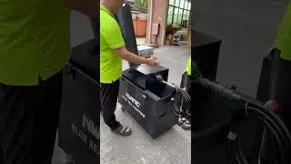 Professional CO2 Confetti Cannon Machine &ndash; DMX & Manual Trigger Compatible