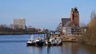 Hamburg, Waltershof, Lotsenstation, Lotsenboote - Full HD (1080p) Videobild