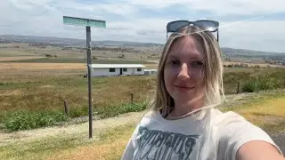 Catie Goes Shopping At A Vintage Market In Toowoomba Queensland Australia What Will She Buy