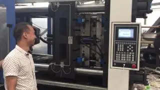 U438TS fruit box 400 ton plastic injection molding machine