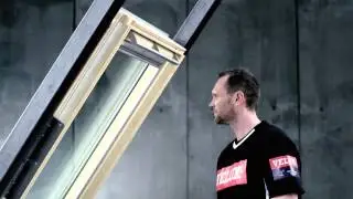 Caracteristici unice VELUX:  bara de operare superioară