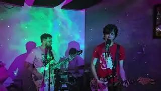 Entrega Gr&aacute;tis - O Bast&atilde;o e o Ciclope ao vivo no Pop Fuzz 19/09/2025