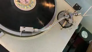 KENWOOD KD-650 turntable