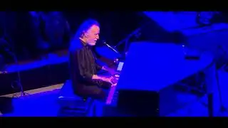 Jackson Browne - Jackson Browne - Late for the Sky - Beacon Theater NYC - 8.12.25