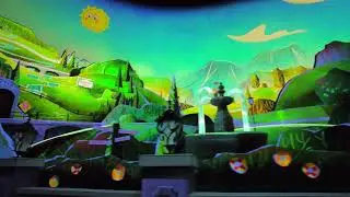 DISNEY'S HOLLYWOOD STUDIOS- Mickey & Minnie's Runaway Railway