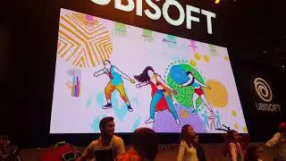 Just Dance 2018 - Waka Waka (This Time For Africa) | Gamescom