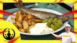 Pečený pstruh na másle s americkým bramborem, česnekovým dipem a zeleninovým salátem - recept | CZ