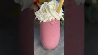 Summer Smoothie #asmr #smoothie #recipe #satisfying #letsenjoy