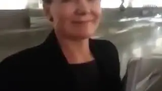 Gleisi Hoffmann fica em saia Justa com a Pergunta da Eleitora.