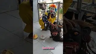 Badut lucu Pompa topeng #trending #viral #funny