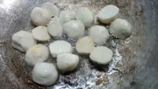 prito tayo guys squid balls yummy😋💋