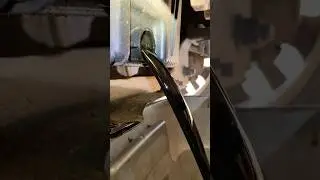 How many washout oil changes does it take to make your oil come out clean?? #trucks #cars #diy