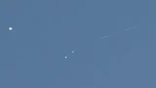 December 1st 2025 0658 UFO/UAP sphere with associated go fasts. Original raw footage