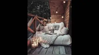 Cozy #Balcony #Decor #ideas // #warm #apartment #balcony #decor #tips