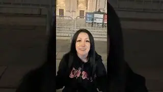 Hi, are you lonely?#shorts#nyc#trending#viralvideo#travel#alone#music#duck#happy#joy#funny#fun#reels