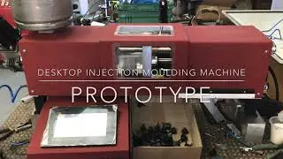Desktop injection moulding machine